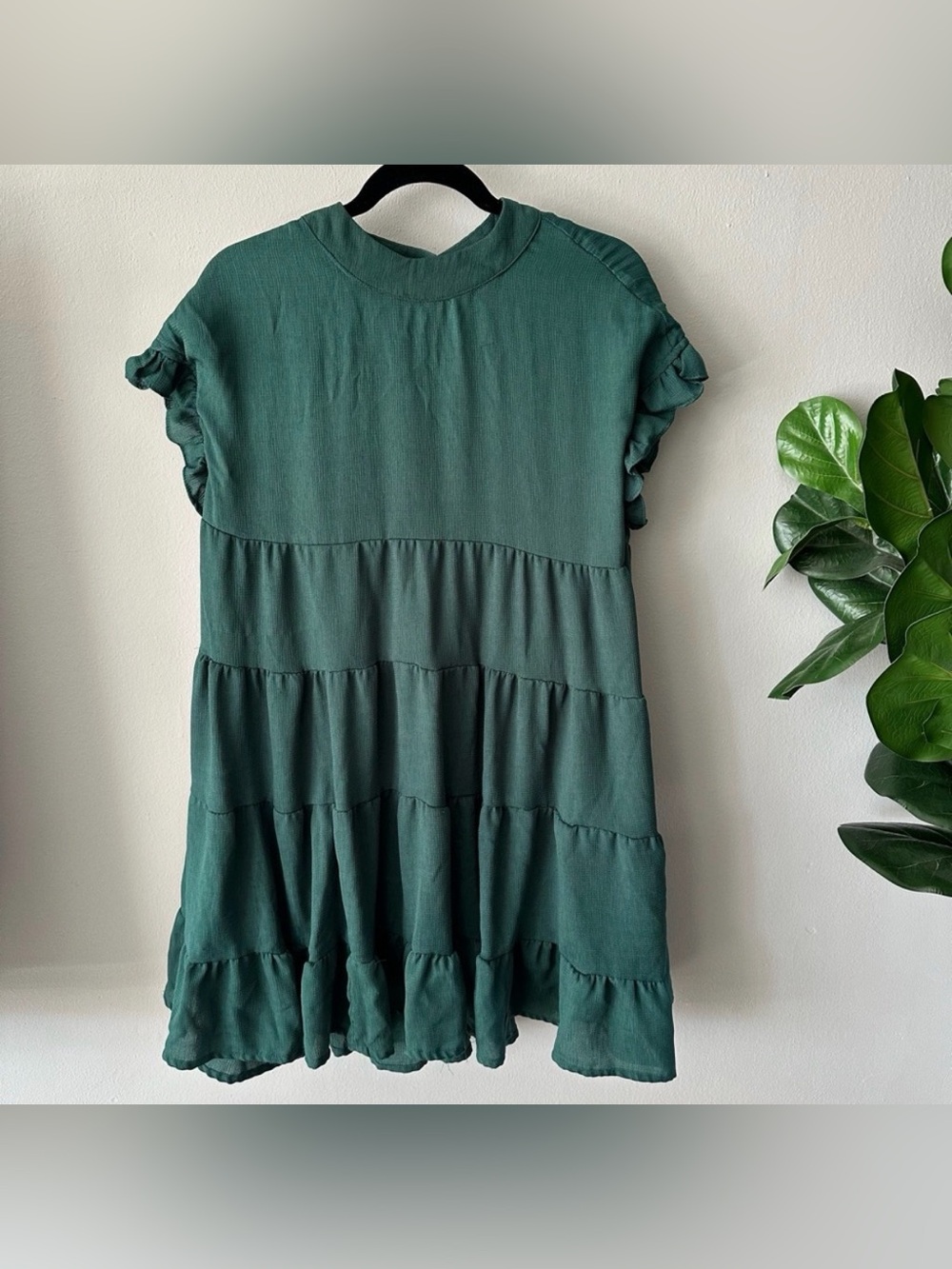 Foteisy Forest Green Ruffle Tiered Short Sleeve XL Dress/ Baby Doll/ Mini Dress